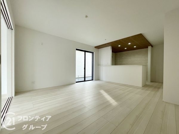 天理市永原町　新築一戸建て　１号棟