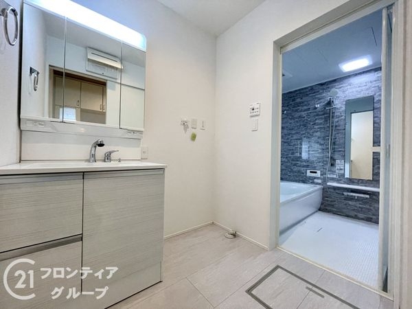 天理市永原町　新築一戸建て　２期　２号棟