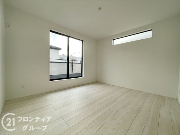 天理市永原町　新築一戸建て　２期　２号棟