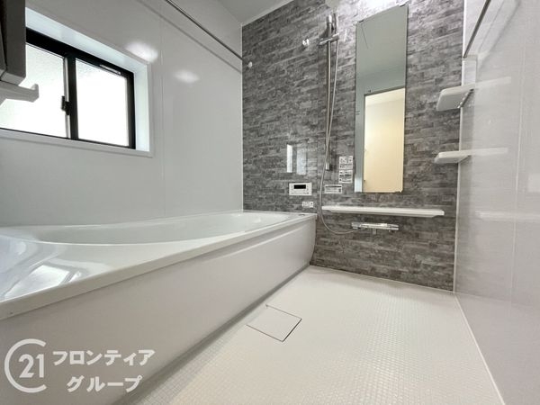 天理市永原町　新築一戸建て　２号棟