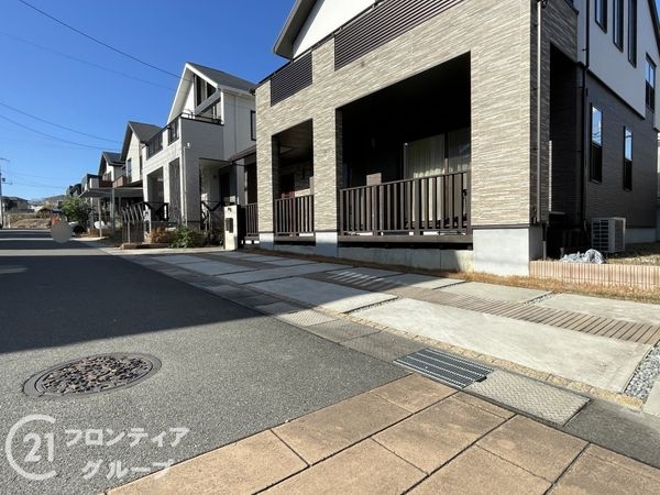 京田辺市同志社山手２丁目の中古一戸建て