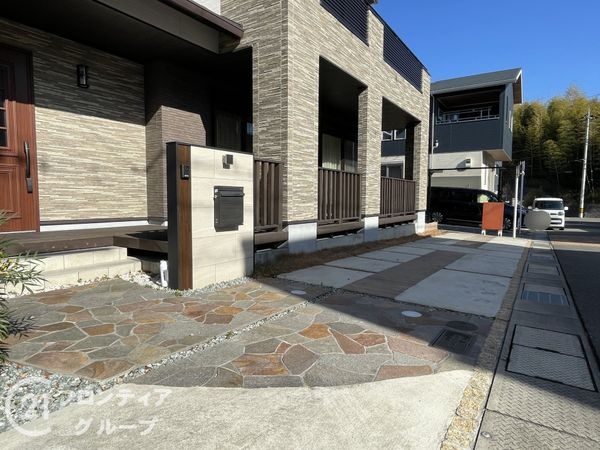 京田辺市同志社山手２丁目　中古一戸建て