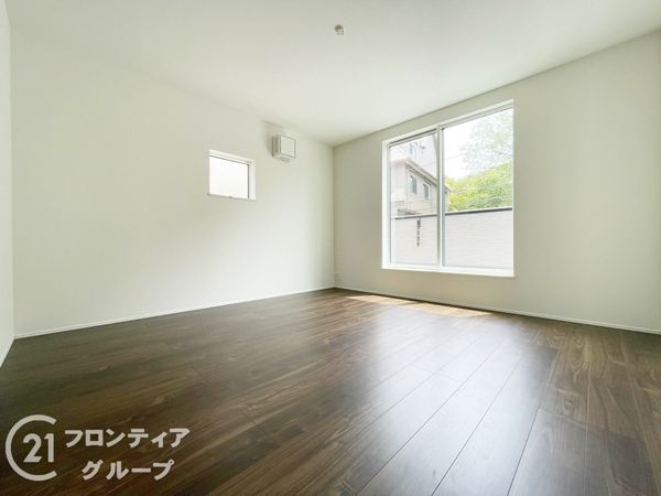 奈良市宝来町　新築一戸建て　１期　３号棟
