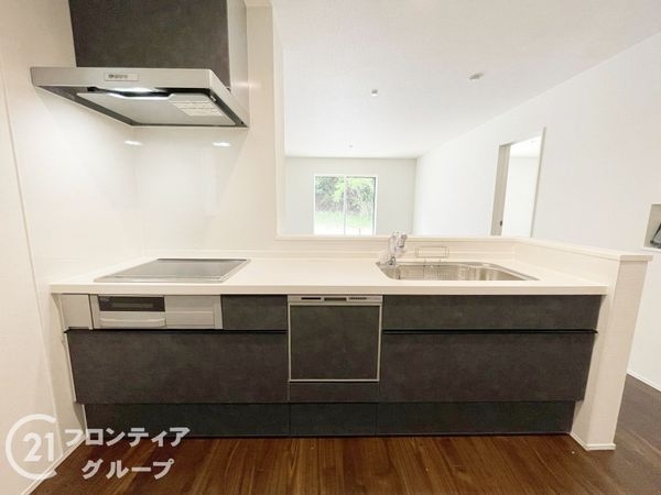 奈良市宝来町　新築一戸建て　１期　３号棟