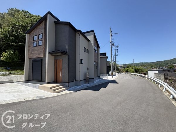 生駒市萩の台１丁目　新築一戸建て　１期　１号棟