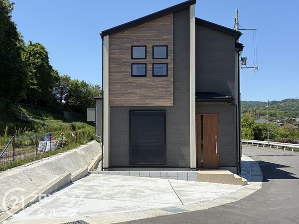 生駒市萩の台１丁目　新築一戸建て　１期　１号棟