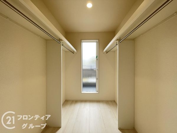 生駒市萩の台１丁目　新築一戸建て　１期　２号棟
