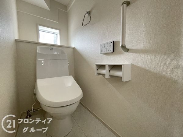 生駒市萩の台１丁目　新築一戸建て　１期　２号棟