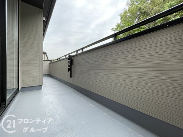 生駒市萩の台１丁目　新築一戸建て　１期　２号棟