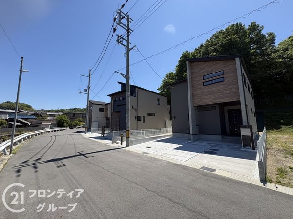 生駒市萩の台１丁目　新築一戸建て　１期　３号棟