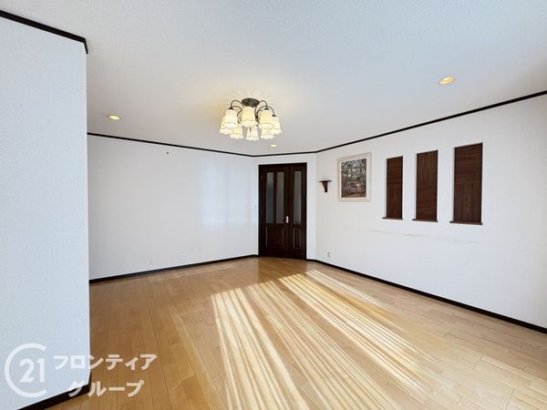 生駒市あすか野北１丁目の中古一戸建て