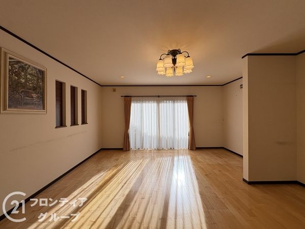 生駒市あすか野北１丁目の中古一戸建て