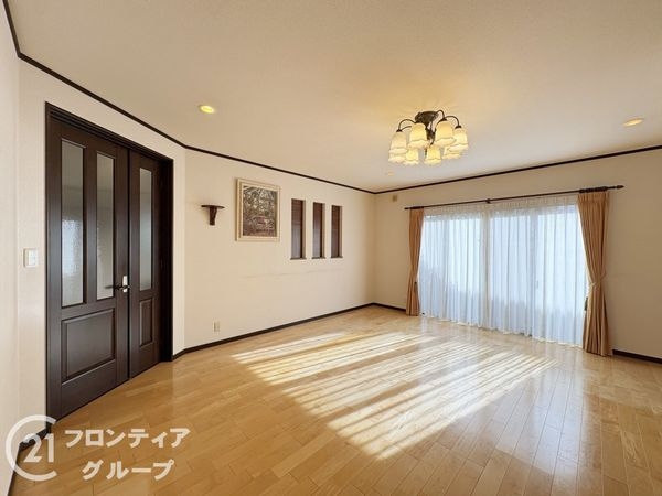 生駒市あすか野北1丁目　中古一戸建て