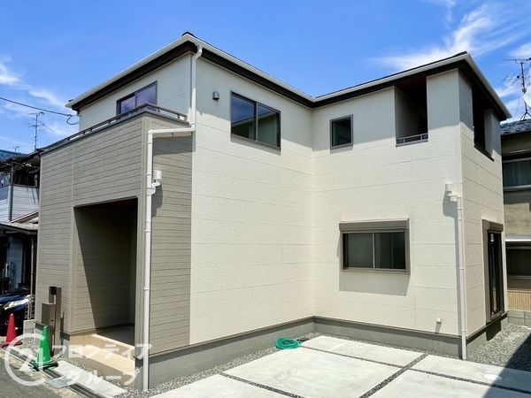 橿原市中曽司町　新築一戸建て　１０期　全１区画