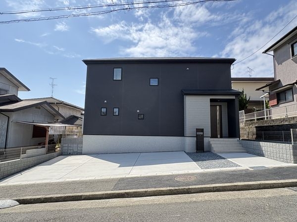生駒市あすか野南２丁目　新築一戸建て　１期　全１区画