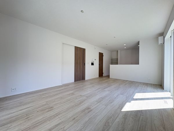 生駒市あすか野南２丁目　新築一戸建て　１期　全１区画