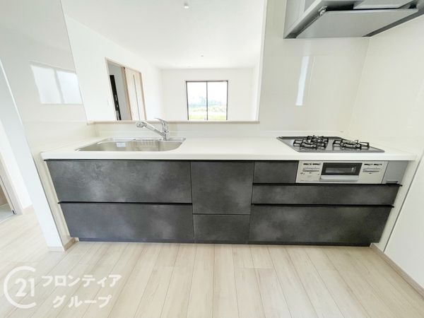 奈良市南京終町３丁目　新築一戸建て　C号棟