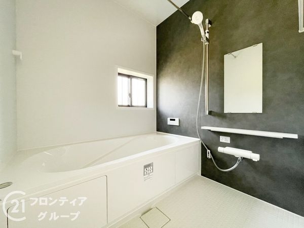 奈良市南京終町３丁目　新築一戸建て　C号棟