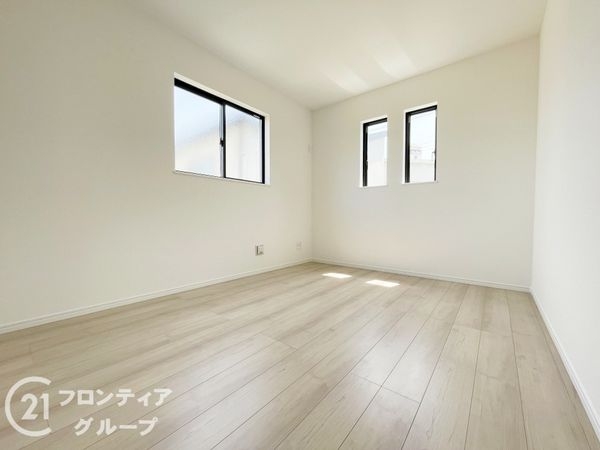 奈良市南京終町３丁目　新築一戸建て　B号棟