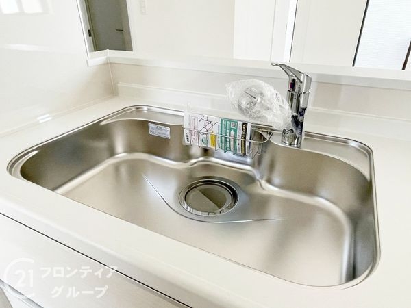 奈良市南京終町３丁目　新築一戸建て　B号棟