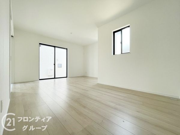 奈良市南京終町３丁目　新築一戸建て　B号棟