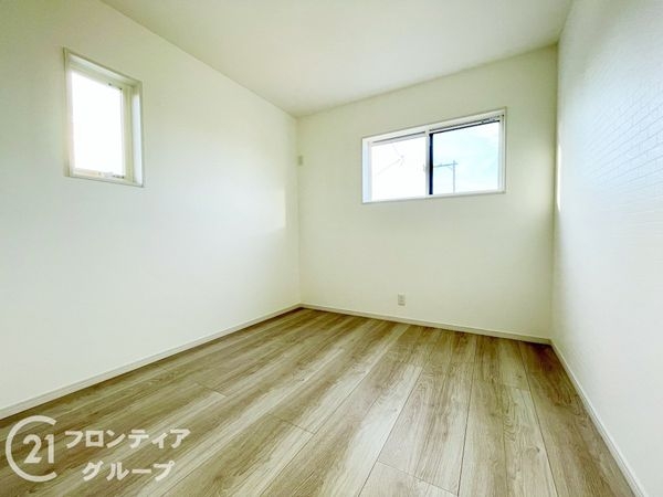 大和高田市大字西坊城　新築一戸建て　３号地