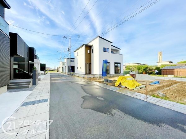 大和高田市大字西坊城　新築一戸建て　３号地