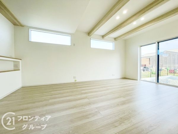 大和高田市大字西坊城　新築一戸建て　３号地