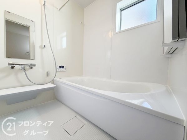 精華町菱田東川原　新築一戸建て　２号棟