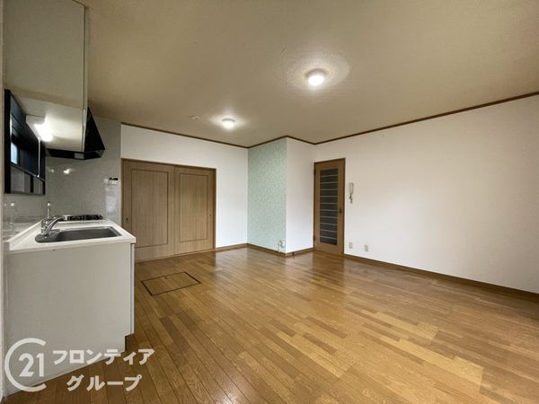 京田辺市薪狼谷の中古一戸建て