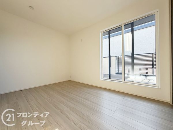 奈良市学園大和町２丁目　新築一戸建て　１号棟