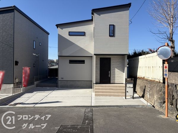 奈良市学園大和町２丁目　新築一戸建て　１号棟