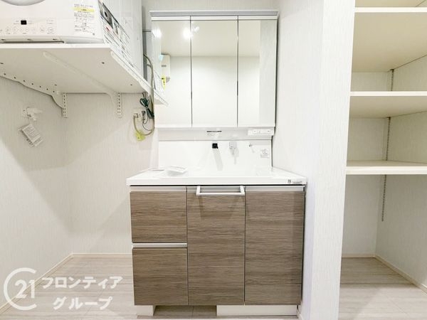 奈良市学園大和町２丁目　新築一戸建て　２号棟