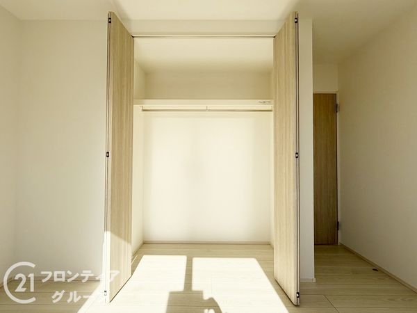 奈良市学園大和町２丁目　新築一戸建て　２号棟
