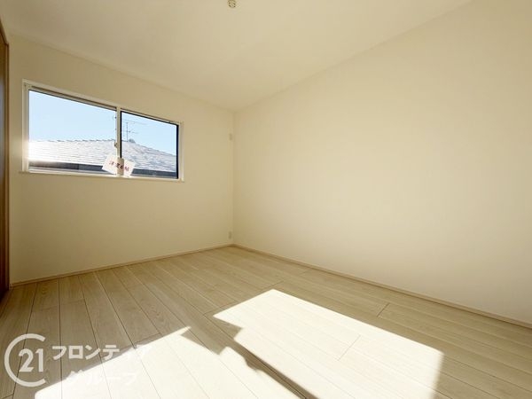 奈良市学園大和町２丁目　新築一戸建て　２号棟