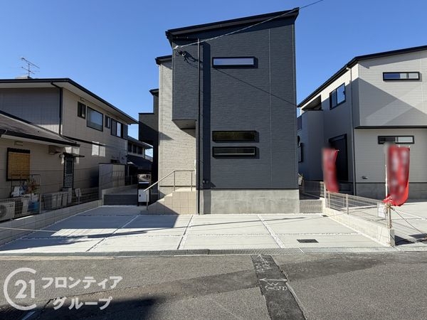 奈良市学園大和町２丁目　新築一戸建て　２号棟