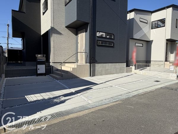 奈良市学園大和町２丁目　新築一戸建て　２号棟
