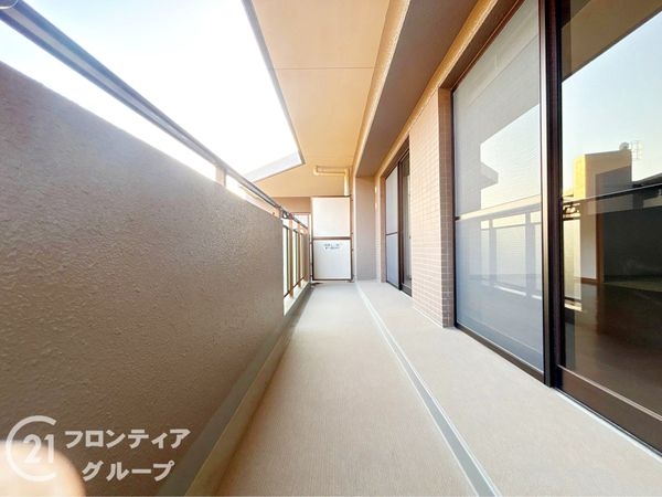 ロイヤルヒルズ富雄C棟　中古マンション