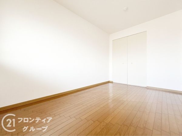ロイヤルヒルズ富雄C棟　中古マンション