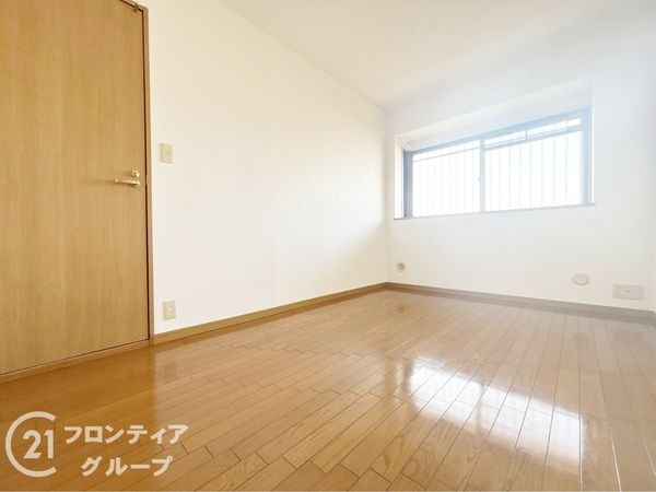 ロイヤルヒルズ富雄C棟　中古マンション