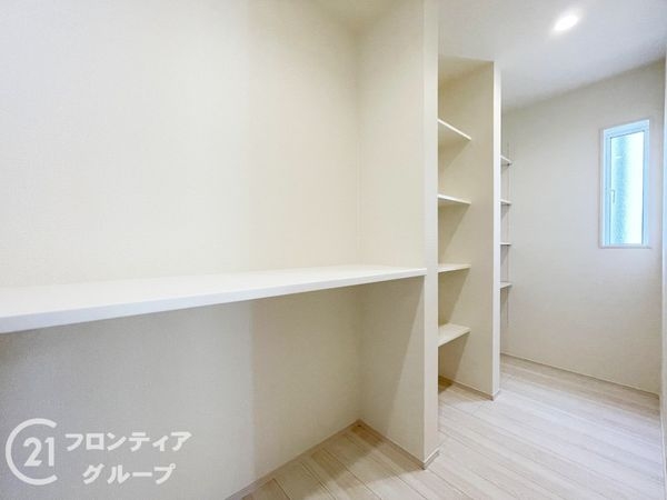 生駒市ひかりが丘１丁目　新築一戸建て　全１区画