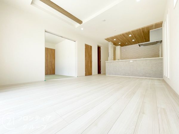 生駒市ひかりが丘１丁目　新築一戸建て　全１区画