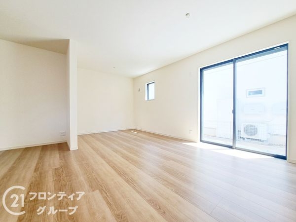 奈良市南京終町５丁目　新築一戸建て　１号棟