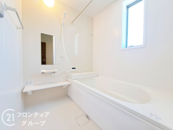 奈良市南京終町５丁目　新築一戸建て　２号棟