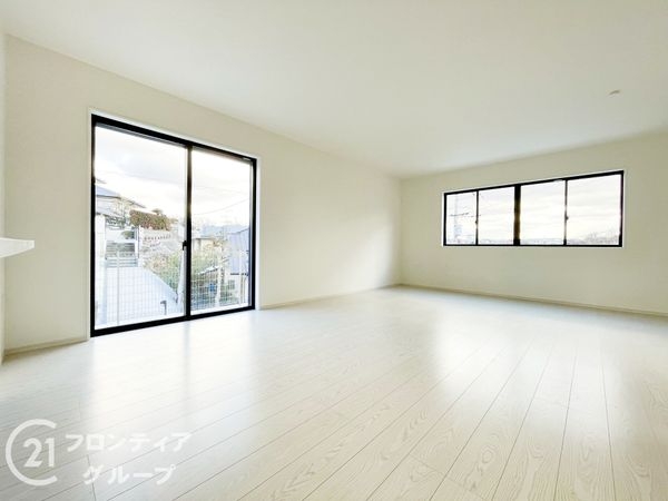 奈良市学園南２丁目　新築一戸建て　１期　全１区画