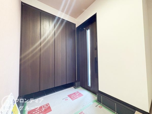 奈良市高畑町の中古一戸建て