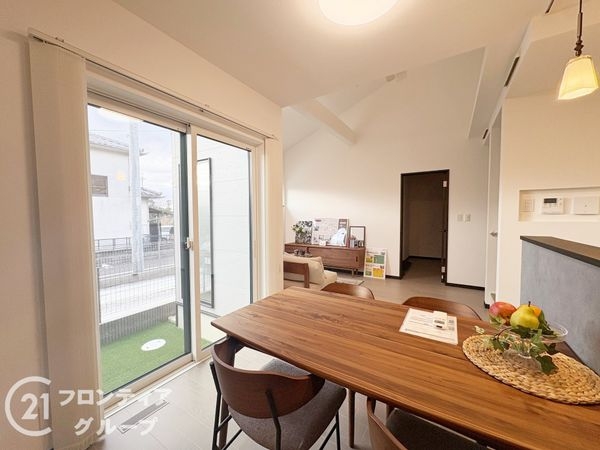 奈良市高畑町の中古一戸建て