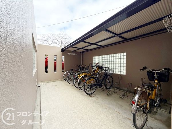 真美ヶ丘中央一番街13号棟　中古マンション