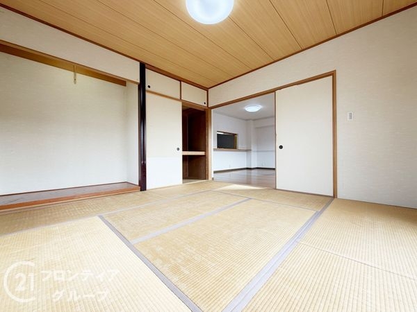 真美ヶ丘中央一番街13号棟　中古マンション