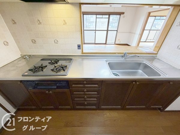 真美ヶ丘中央一番街13号棟　中古マンション